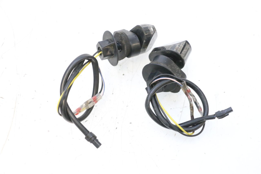 photo de HINTEN BLINKER PIAGGIO MP3 RL 250 (2006 - 2010) - Detailansicht des Bauteils