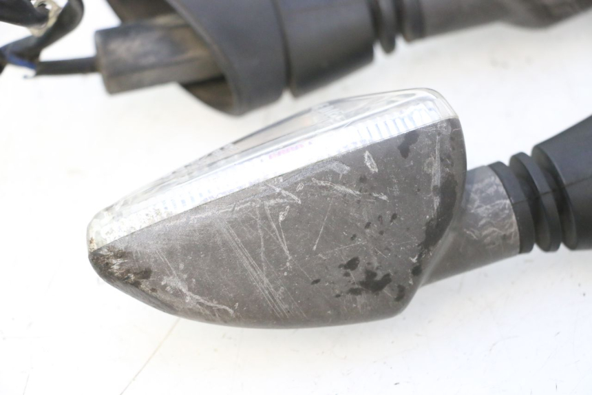 photo de HINTEN BLINKER PIAGGIO MP3 500 (2016 - 2018) - Zoom auf Komponenten