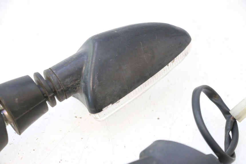 photo de HINTEN BLINKER PIAGGIO MP3 500 (2016 - 2018) - Oberflächenzustand und Material