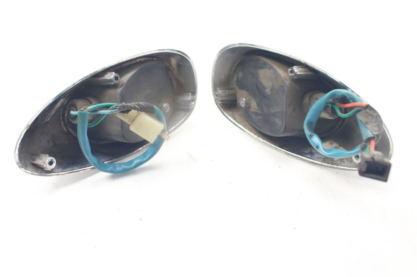 photo de HINTEN BLINKER KYMCO PEOPLE 250 (2004 - 2008) - Alternative Perspektive