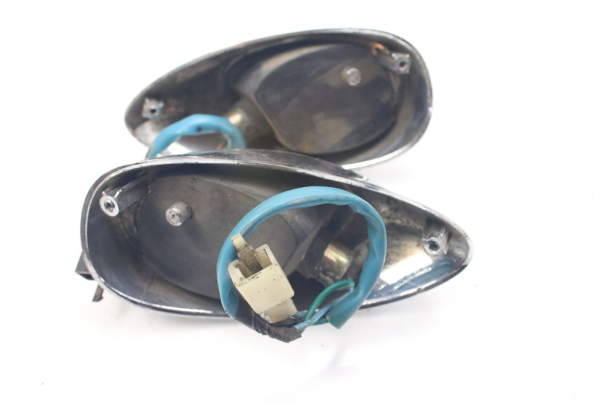 photo de HINTEN BLINKER KYMCO PEOPLE 250 (2004 - 2008) - Technische Nahaufnahme