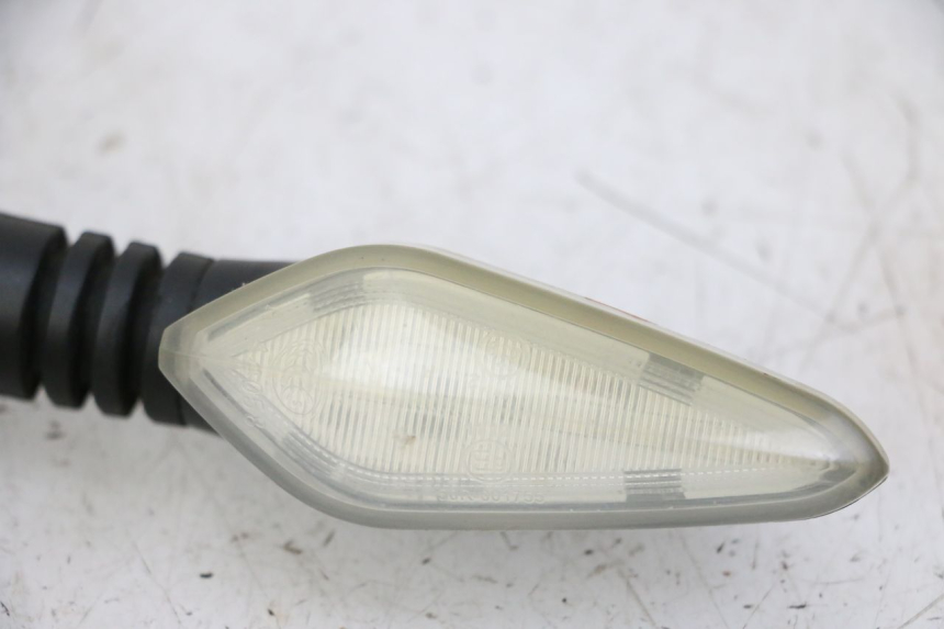 photo de HINTEN BLINKER MAG POWER R-STREET 50 (2016 - 2025) - Details der Befestigungspunkte