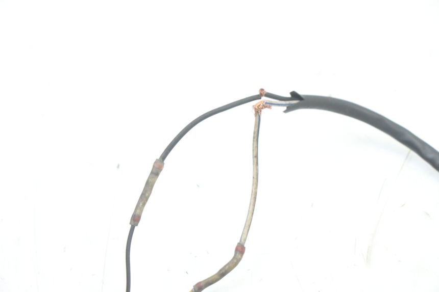 photo de HINTEN BLINKER APRILIA SR 2T 50 (2018 - 2022) - Oberflächenzustand und Material