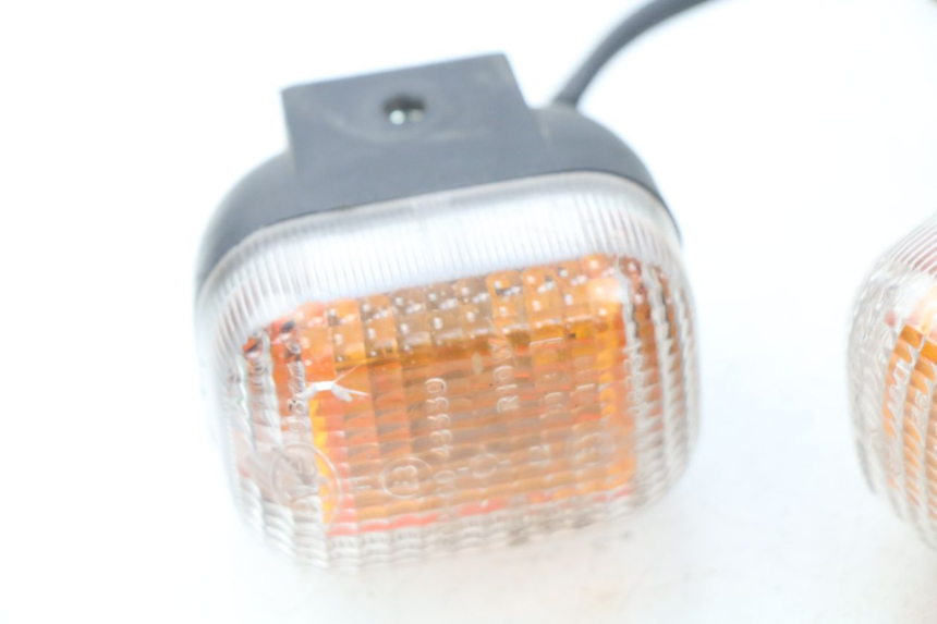 photo de HINTEN BLINKER MBK STUNT NAKED 50 (2004 - 2018) - Kennzeichnungen und Originalreferenzen