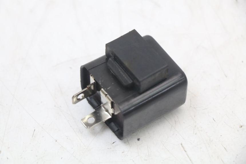 photo de HINTEN BLINKER SUZUKI GS F 500 (2004 - 2007) - Technische Nahaufnahme