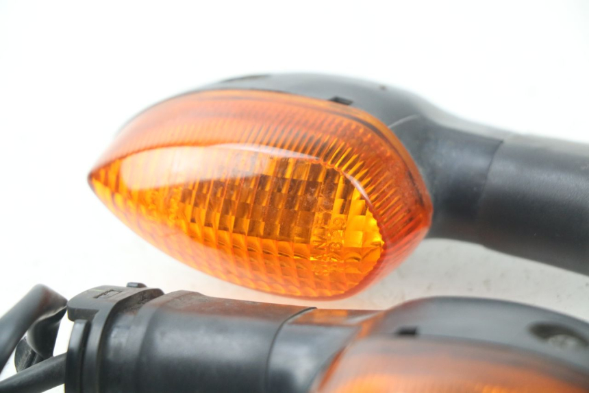 photo de HINTEN BLINKER YAMAHA TDM ABS 900 (2002 - 2014) - Zoom auf Gebrauchszustand