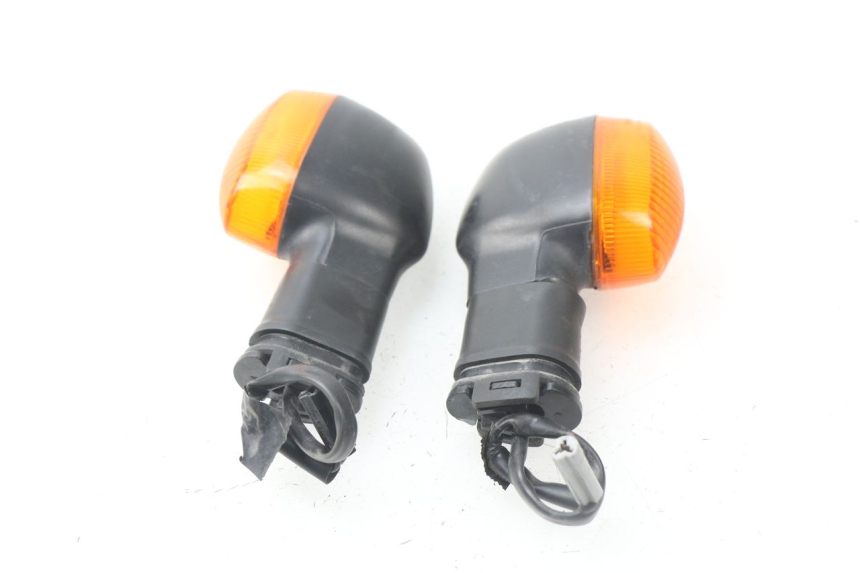 photo de HINTEN BLINKER YAMAHA TDM ABS 900 (2002 - 2014) - Details der Befestigungspunkte