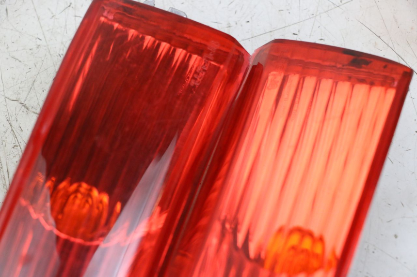 photo de HINTEN BLINKER PIAGGIO XEVO - X EVO 125 (2007 - 2017) - Zoom auf Gebrauchszustand