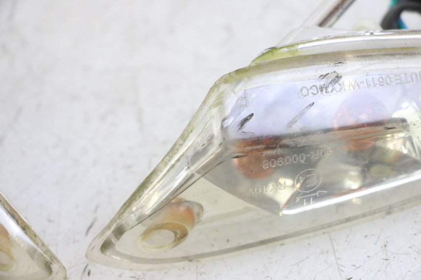 photo de VORDERBLINKER KYMCO AGILITY 4T 50 (2018 - 2022) - Kennzeichnungen und Originalreferenzen