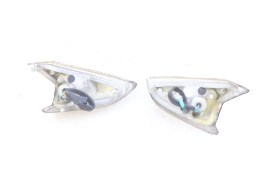 photo de VORDERBLINKER KYMCO AGILITY RS 4T 50 (2009 - 2013) - Alternative Perspektive