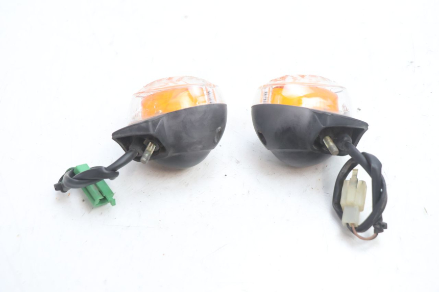 photo de VORNE BLINKER MBK BOOSTER SPIRIT 50 (2004 - 2017) - Alternative Perspektive