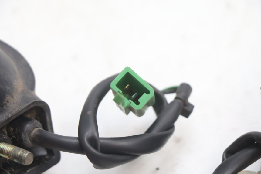 photo de VORNE BLINKER MBK BOOSTER SPIRIT 50 (2004 - 2017) - Details der Befestigungspunkte