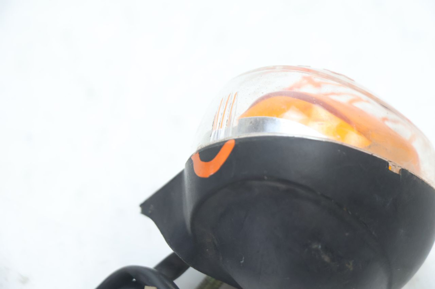 photo de VORNE BLINKER MBK BOOSTER SPIRIT 50 (2004 - 2017) - Oberflächenzustand und Material