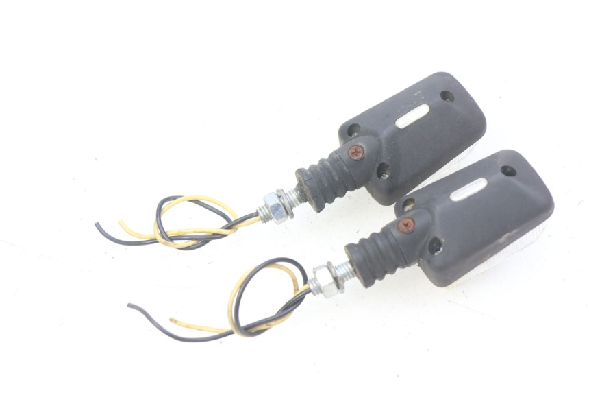 photo de VORDERBLINKER HONDA CB 500 (1997 - 2003) - Detailansicht des Bauteils