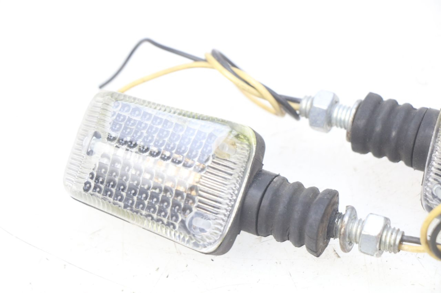 photo de VORDERBLINKER HONDA CB 500 (1997 - 2003) - Gesamtansicht des Produkts