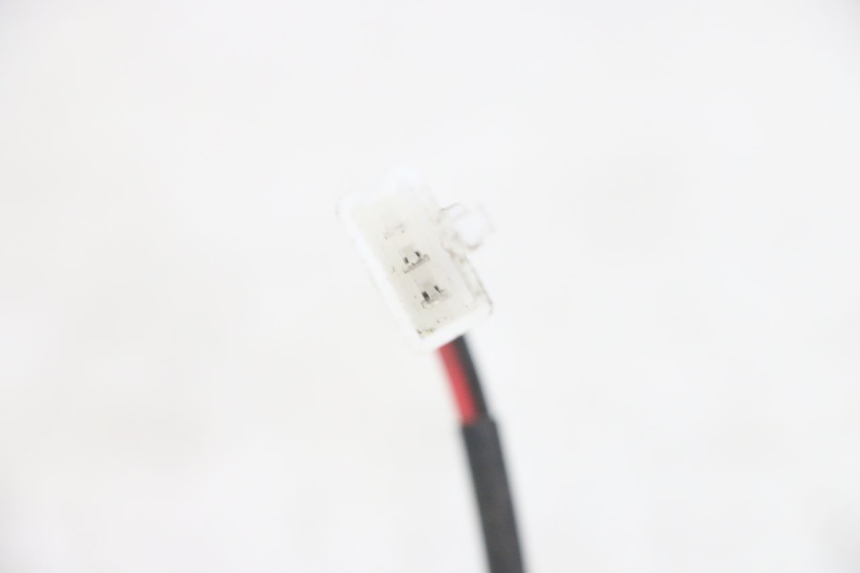 photo de VORNE BLINKER HONDA CBF 500 (2004 - 2007) - Technische Nahaufnahme