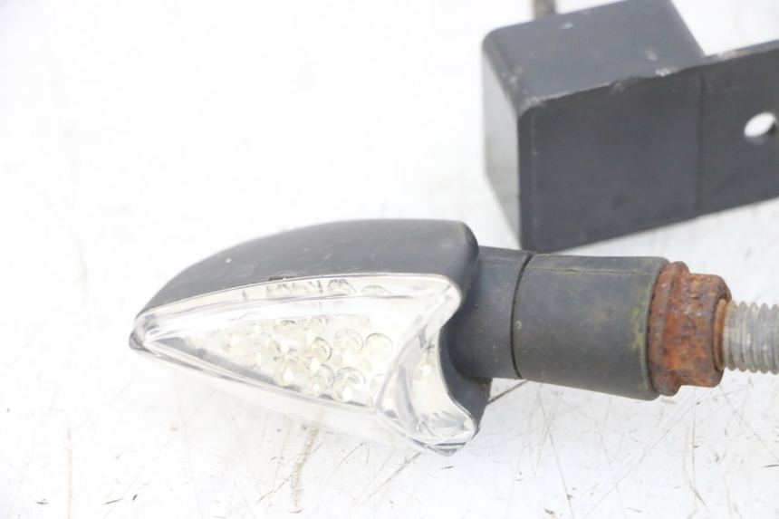 photo de VORNE BLINKER HONDA CBF 500 (2004 - 2007) - Geprüftes Gebrauchtteil