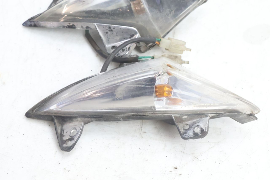 photo de VORDERBLINKER PEUGEOT CITYSTAR 125 (2011 - 2017) - Details der Befestigungspunkte