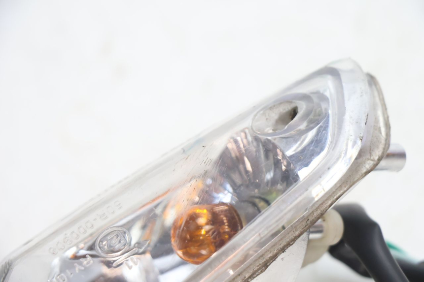photo de VORNE RECHTS BLINKER KYMCO AGILITY 4T 10" 50 (2005 - 2018) - Zoom auf Gebrauchszustand