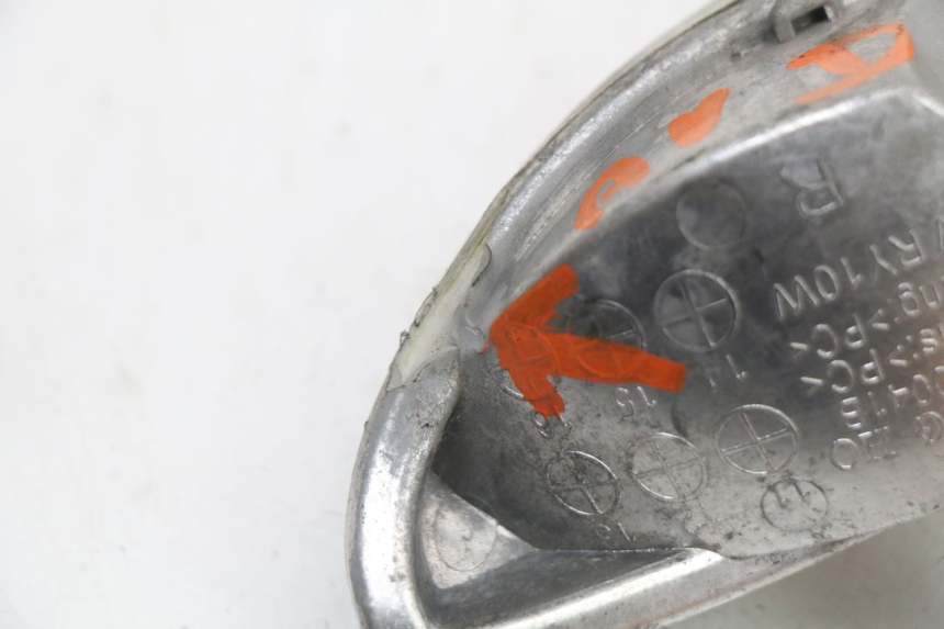 photo de VORNE RECHTS BLINKER APRILIA SR MOTARD 50 (2012 - 2018) - Technische Nahaufnahme