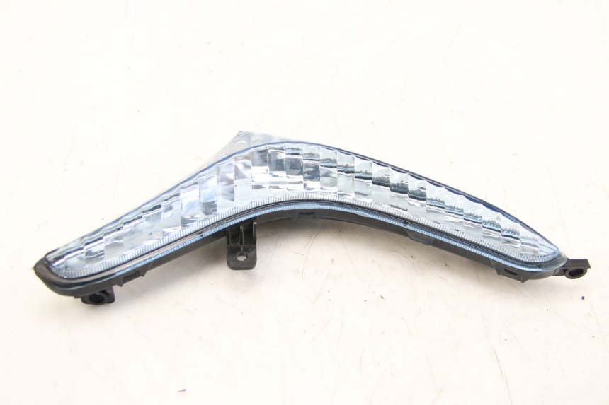 photo de RECHTER BLINKER ECCITY ARTELEC 670 1 (2013 - 2017) - Detailansicht des Bauteils