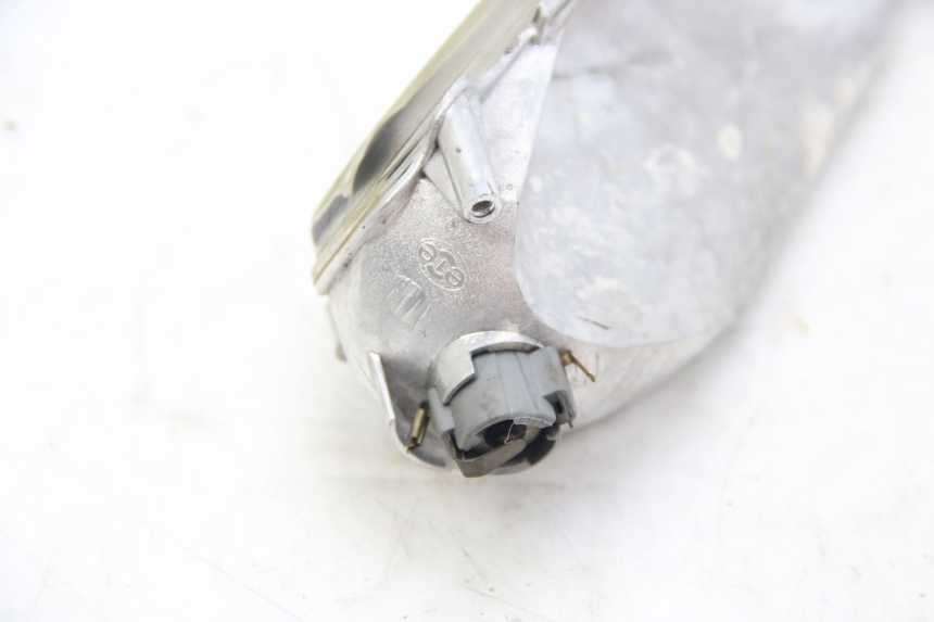 photo de RECHTER BLINKER APRILIA ATLANTIC 500 (2002 - 2003) - Weitere Ansicht des Artikels