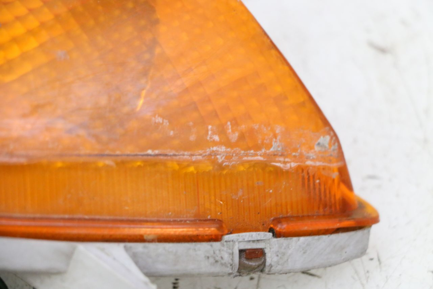 photo de VORNE RECHTS BLINKER HONDA CBR F SC25 1000 (1989 - 1992) - Kennzeichnungen und Originalreferenzen
