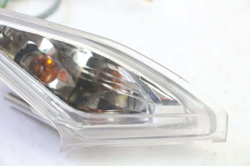 photo de RECHTER BLINKER SYM CROX 4T 50 (2016 - 2023) - Zoom auf Gebrauchszustand