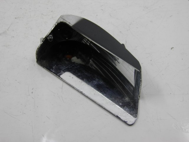 photo de VORNE RECHTS BLINKER DERBI GP MAX 250 (2006 - 2008) - Detailansicht des Bauteils