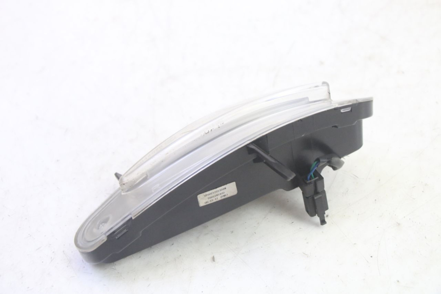 photo de RECHTER BLINKER PEUGEOT DJANGO 4T 50 (2014 - 2019) - Zoom auf Gebrauchszustand