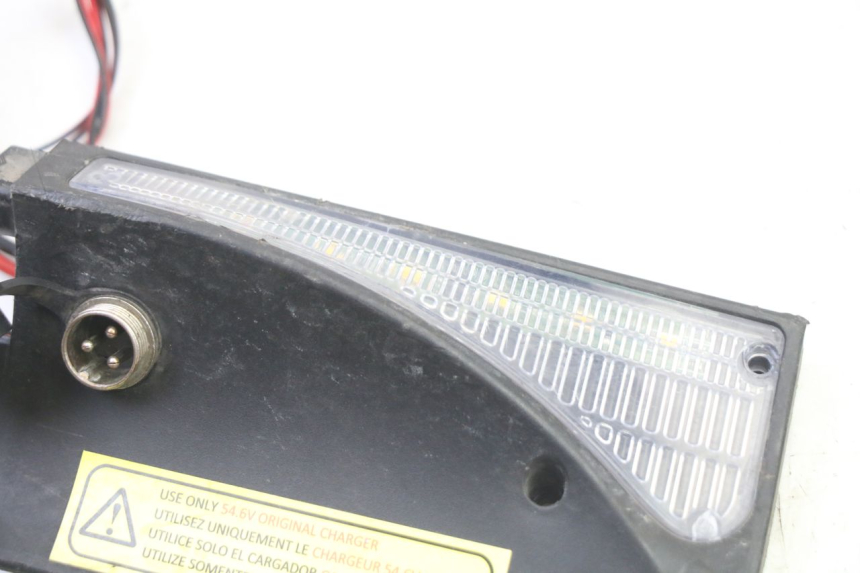 photo de VORNE RECHTS BLINKER URBANGLIDE E-CROSS PRO 1 - Alternative Perspektive