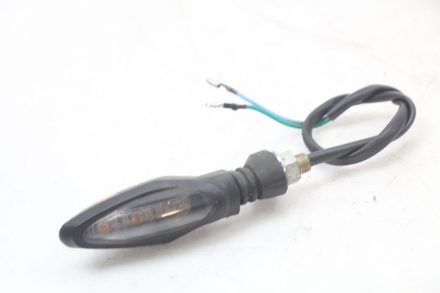 photo de VORNE RECHTS BLINKER EBROH BRAVO GLE 1 (2020 - 2024) - Detailansicht des Bauteils