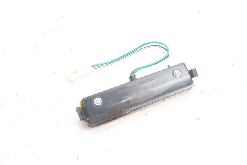 photo de VORNE RECHTS BLINKER ASKOLL ESPRO 1 - Alternative Perspektive