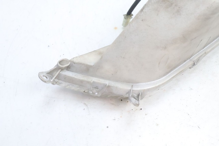 photo de VORNE RECHTS BLINKER HONDA FES PANTHEON 125 (2003 - 2007) - Technische Nahaufnahme