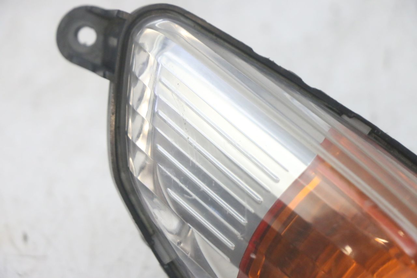 photo de RECHTER BLINKER YAMAHA FJR ABS 1300 (2006 - 2012) - Oberflächenzustand und Material