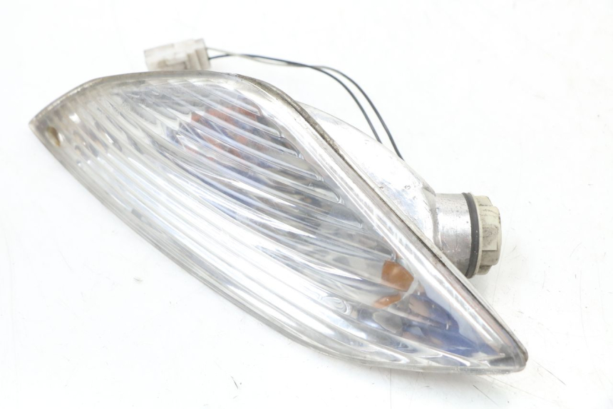 photo de VORNE RECHTS BLINKER PIAGGIO FLY 4T 50 (2004 - 2010) - Zoom auf Gebrauchszustand