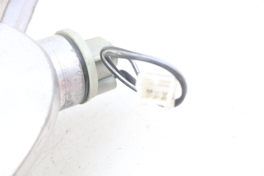 photo de VORNE RECHTS BLINKER PIAGGIO FLY 100 (2006 - 2010) - Detailansicht des Bauteils