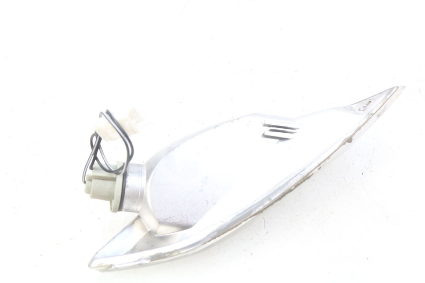 photo de VORNE RECHTS BLINKER PIAGGIO FLY 100 (2006 - 2010) - Alternative Perspektive