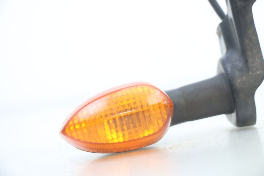 photo de VORNE RECHTS BLINKER YAMAHA FZ6 FAZER S2 600 (2007 - 2011) - Detailansicht des Bauteils