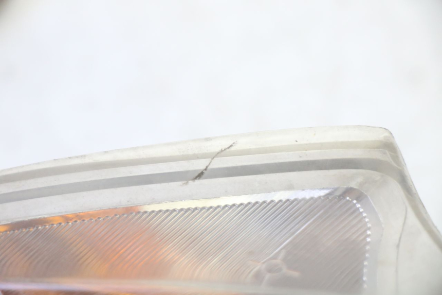 photo de VORNE RECHTS BLINKER KYMCO GRAND DINK 125 (2002 - 2007) - Zoom auf Gebrauchszustand