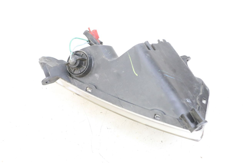 photo de VORNE RECHTS BLINKER SYM GTS EVO 125 (2009 - 2013) - Geprüftes Gebrauchtteil