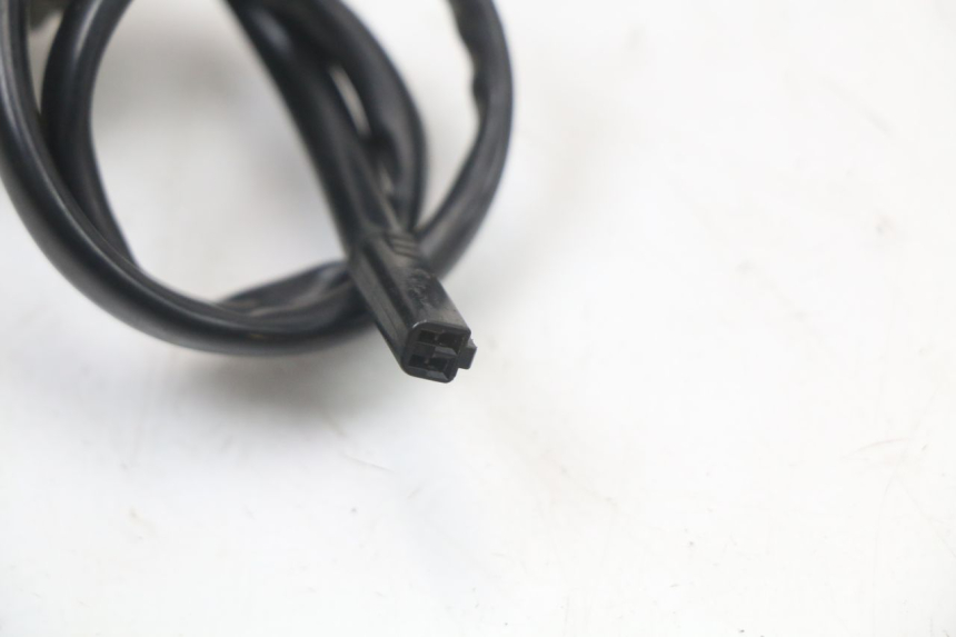 photo de VORNE RECHTS BLINKER SUZUKI GZ MARAUDER 125 (1998 - 2004) - Gesamtansicht des Produkts