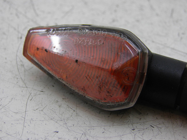 photo de VORNE RECHTS BLINKER HONDA CB 500 (1997 - 2003) - Detailansicht des Bauteils