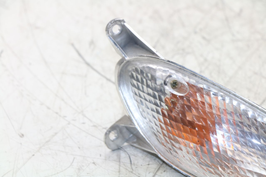 photo de VORNE RECHTS BLINKER KYMCO SPACER 50 (1998 - 2009) - Technische Nahaufnahme
