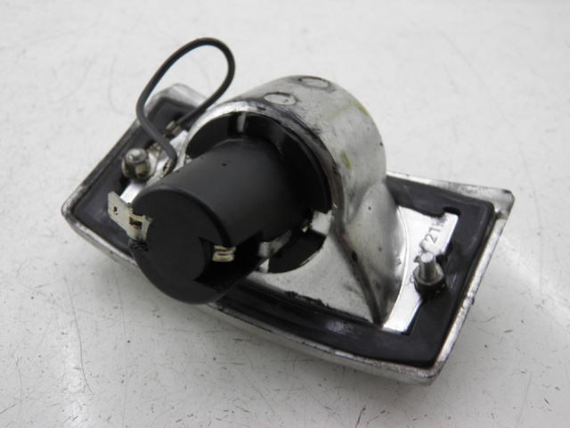 photo de VORNE RECHTS BLINKER LML DLX 2T 125 (2008) - Detailansicht des Bauteils