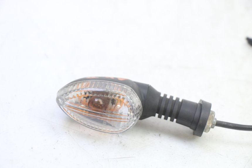 photo de VORNE RECHTS BLINKER PIAGGIO MP3 RL 250 (2006 - 2010) - Zoom auf Gebrauchszustand