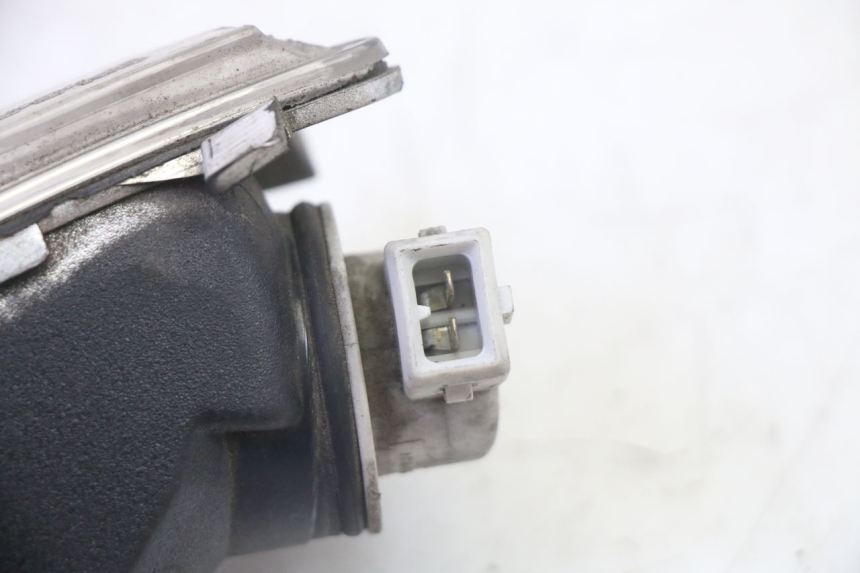 photo de VORNE RECHTS BLINKER PIAGGIO MP3 125 (2006 - 2014) - Gesamtansicht des Produkts