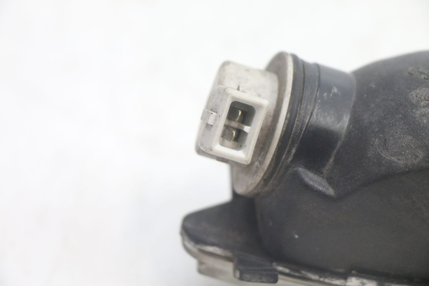 photo de VORNE RECHTS BLINKER PIAGGIO MP3 125 (2006 - 2014) - Alternative Perspektive