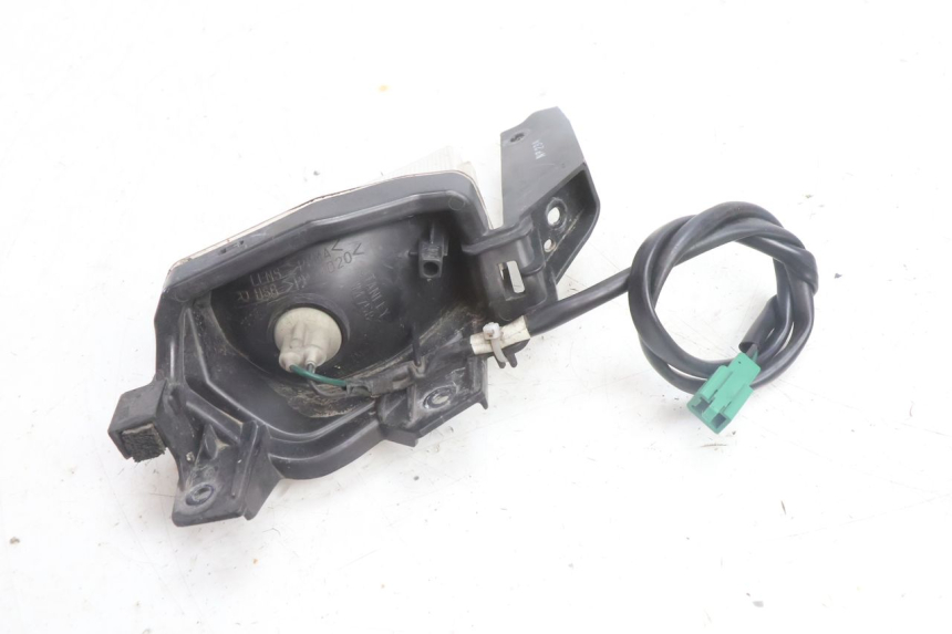 photo de VORNE RECHTS BLINKER YAMAHA N-MAX NMAX 125 (2021 - 2024) - Technische Nahaufnahme