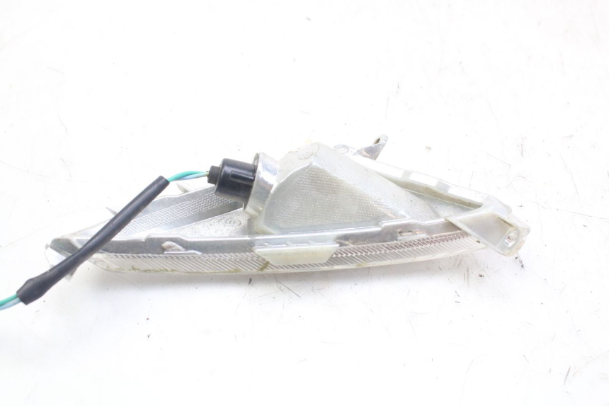 photo de VORNE RECHTS BLINKER SYM ORBIT 2 4T 50 (2018 - 2022) - Zoom auf Gebrauchszustand